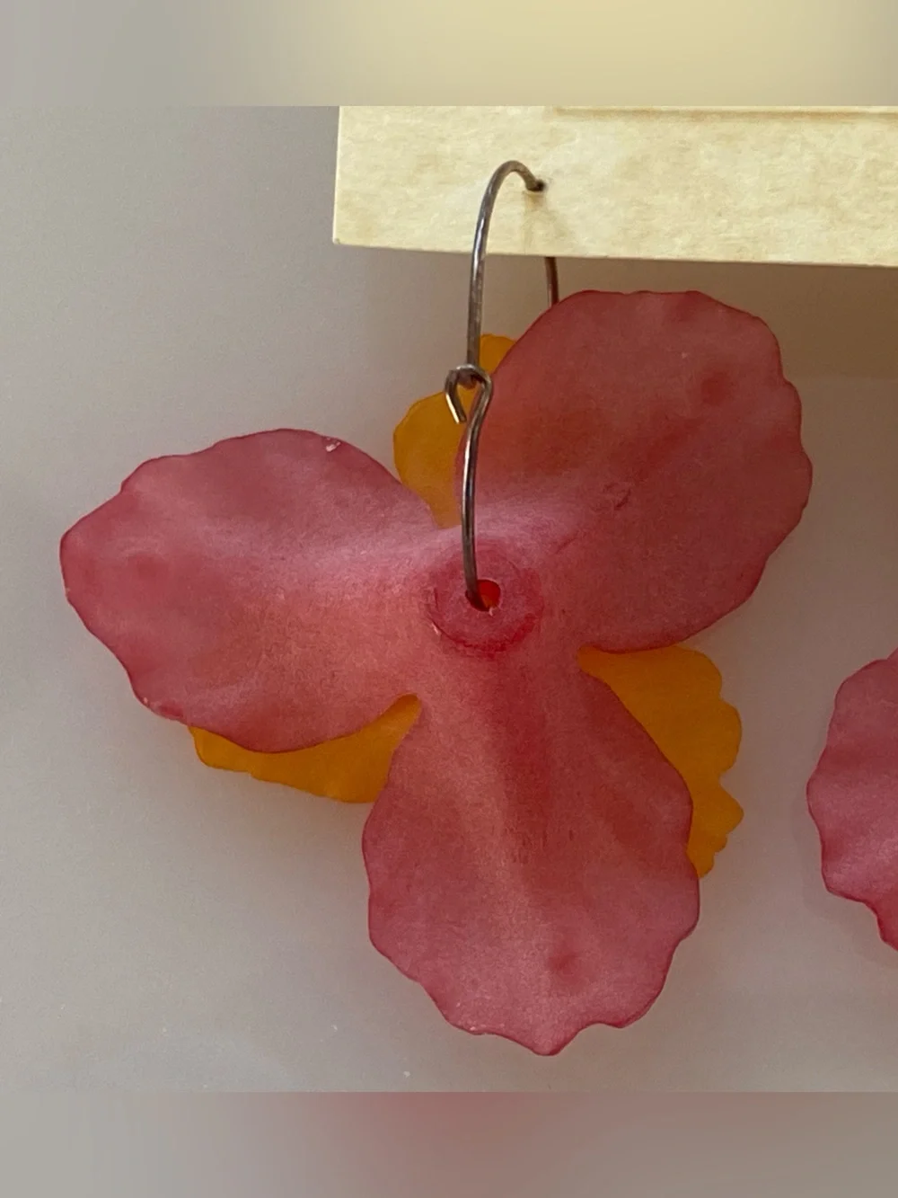 Vintage Lucite Flower Earrings